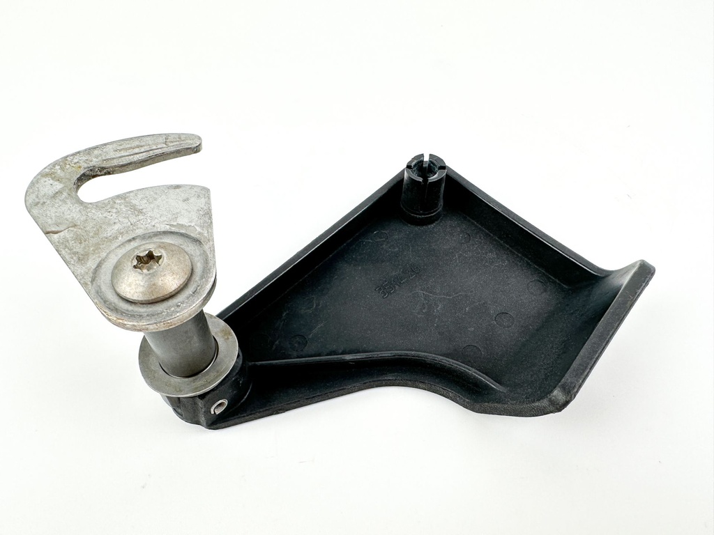 2008 Evinrude 250 HP 2 Stroke Etec Port Latch Handle 5005707 OEM