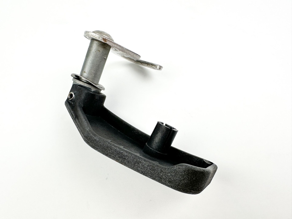 2008 Evinrude 250 HP 2 Stroke Etec Rear Latch Handle 5005709 OEM