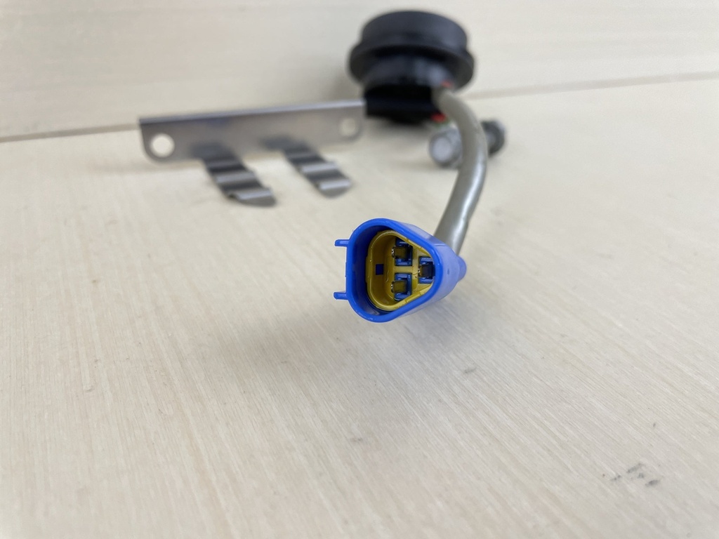 2004 Yamaha 40HP 4 Stroke Outboard Trim Tilt Switch Assembly 63D-82563-10-00  