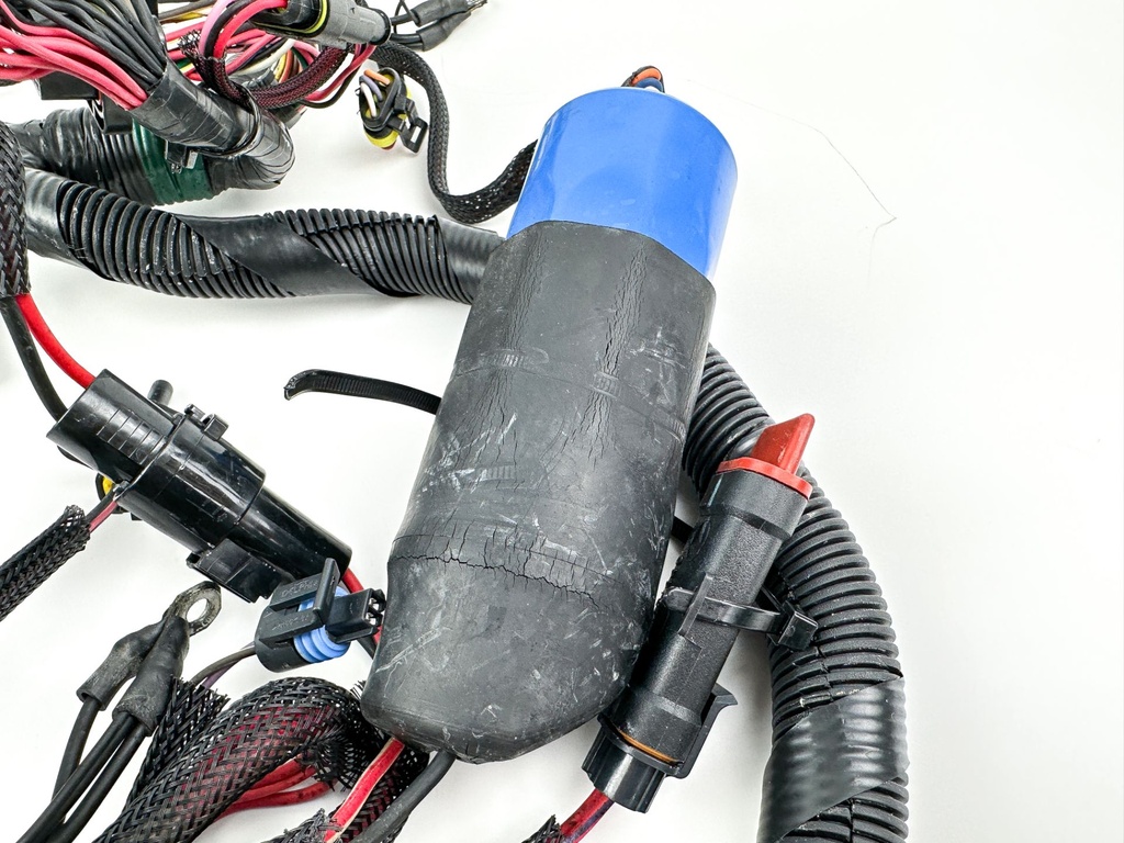 2008 Evinrude 250 HP 2 Stroke Etec Engine Wire Harness 0586991 OEM