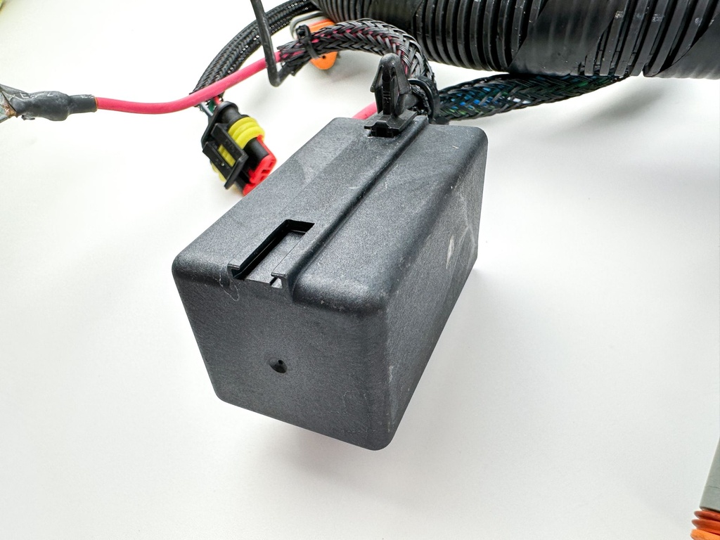 2008 Evinrude 250 HP 2 Stroke Etec Engine Wire Harness 0586991 OEM