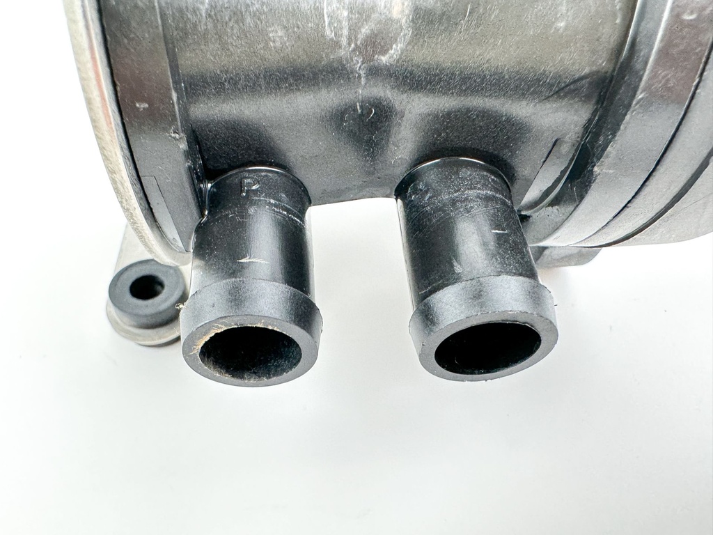 2008 Evinrude 250 HP 2 Stroke Etec Pressure Relief Valve 5006527 OEM