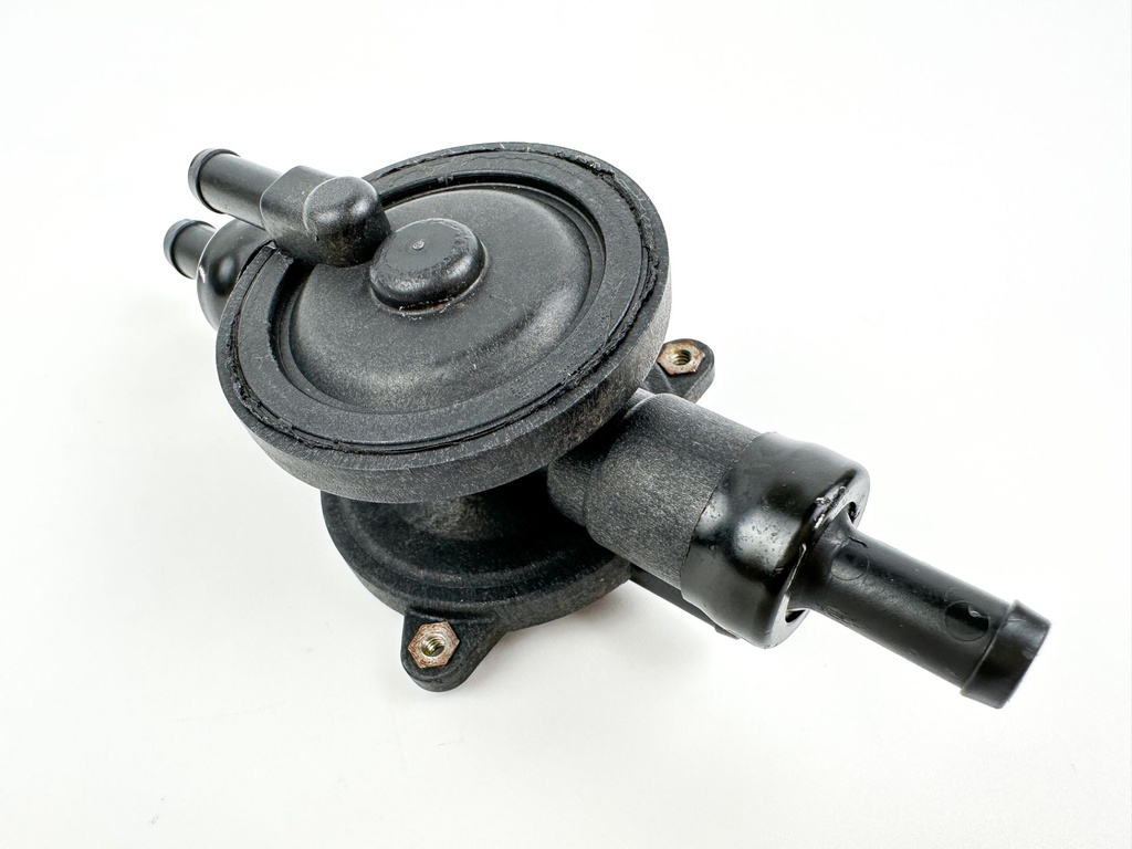 2008 Evinrude 250HP Etec 2 Stroke Outboard Fuel Pump 5007312 OEM