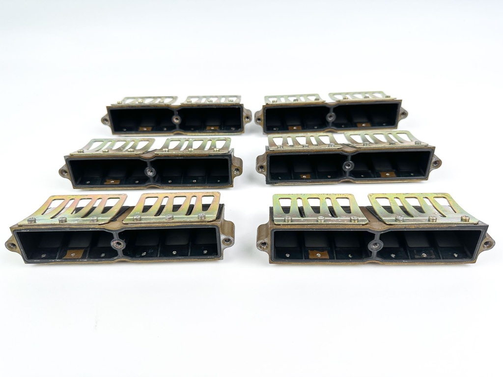 2008 Evinrude 250HP Etec 2 Stroke Outboard Reed Valve Set Assembly 5006208 OEM