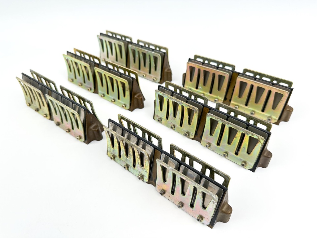 2008 Evinrude 250HP Etec 2 Stroke Outboard Reed Valve Set Assembly 5006208 OEM