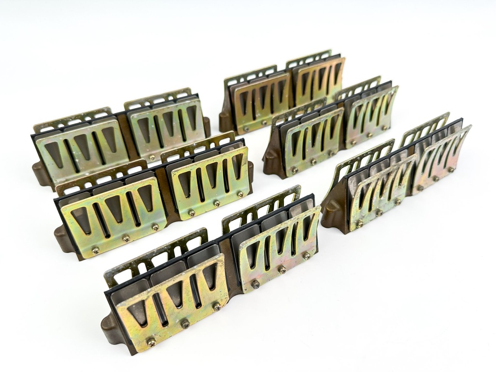 2008 Evinrude 250HP Etec 2 Stroke Outboard Reed Valve Set Assembly 5006208 OEM