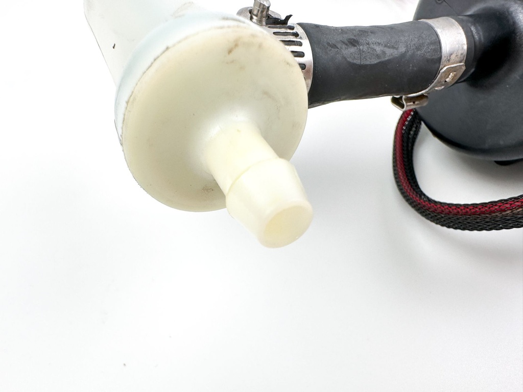 2008 Evinrude 250 HP 2 Stroke Etec Outboard Oil Pump 5007306 OEM