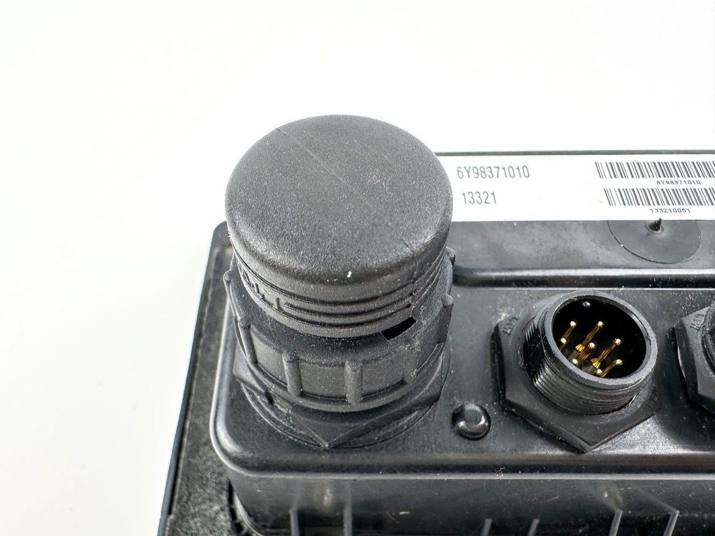 Yamaha Outboard Digital Display Gauge  6Y9-83710-10 Tested