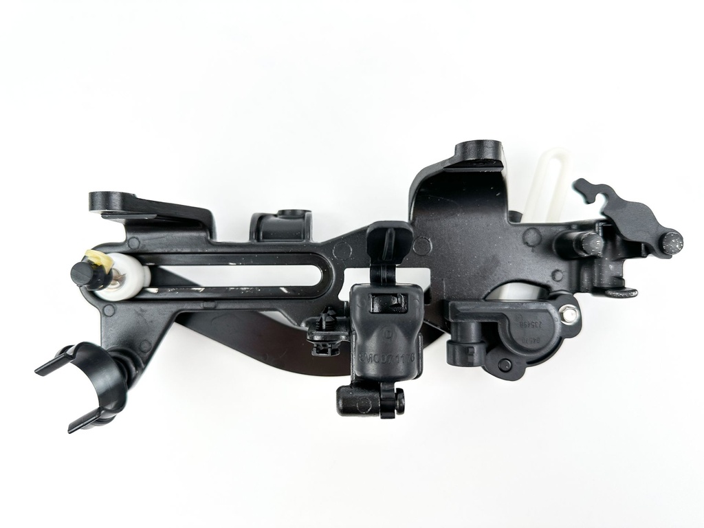 2020 Mercury 90 HP 4 Stroke Outboard Shift Link Bracket Assembly 8M0058458 OEM