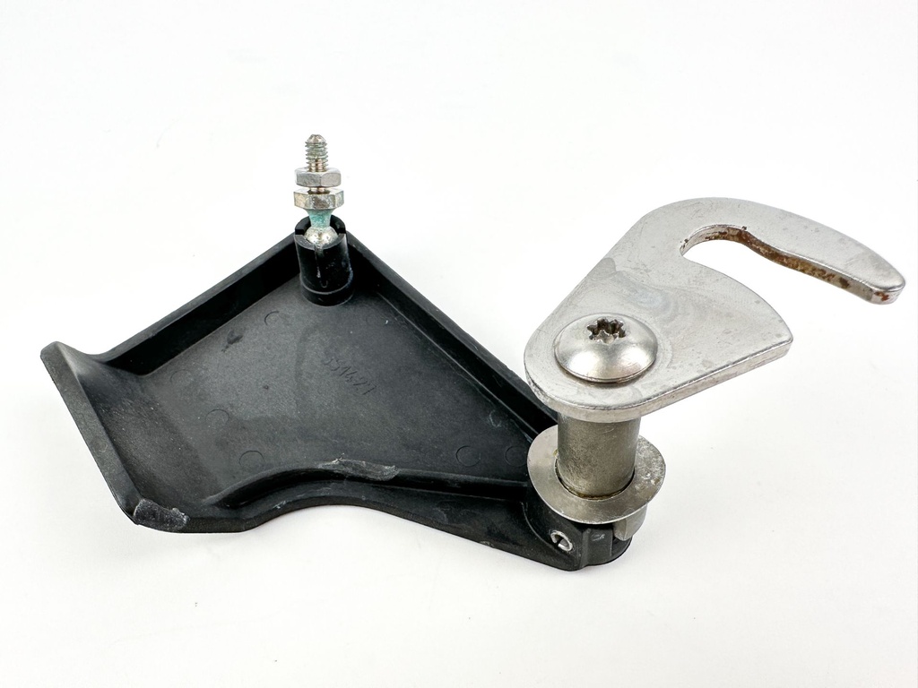 2009 Evinrude 150 HP 2 Stroke Outboard Port Latch Handle 5005707 OEM