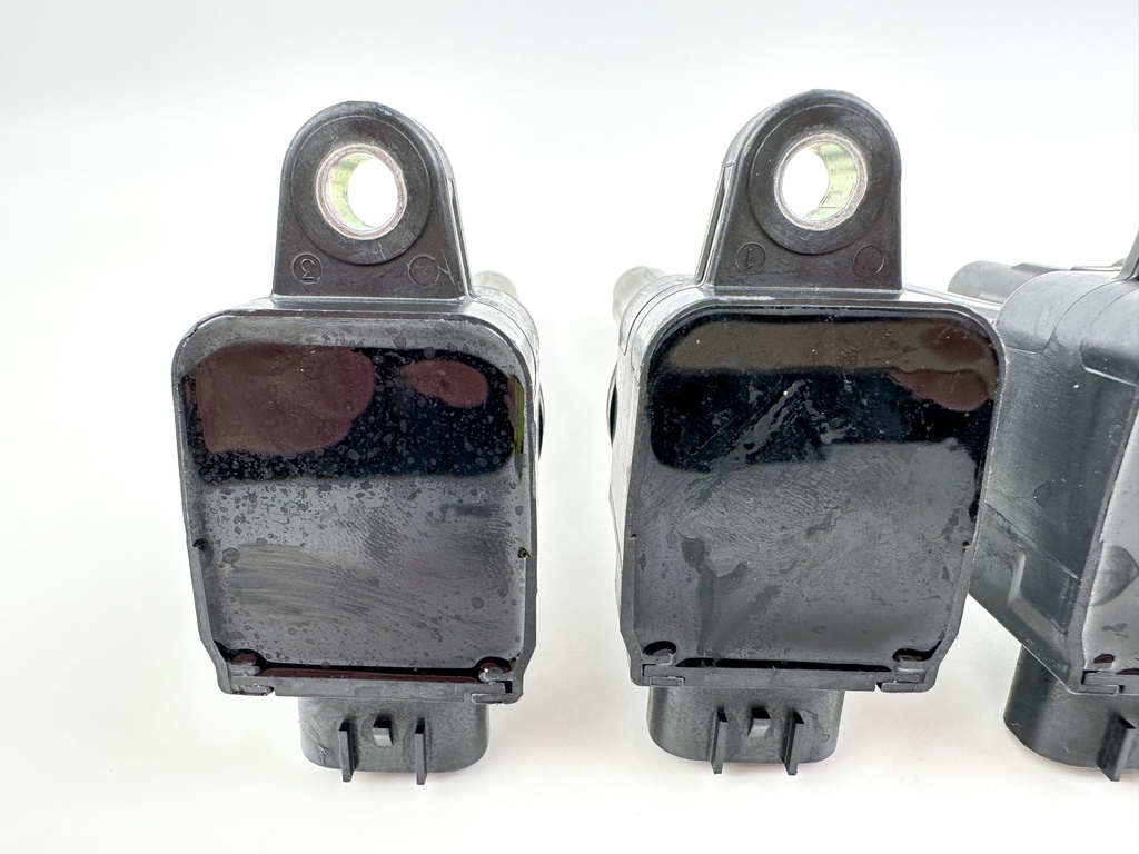 2015 Yamaha 250 HP 4 Stroke Outboard Ignition Coil Set 6CB-82310-00-00 OEM