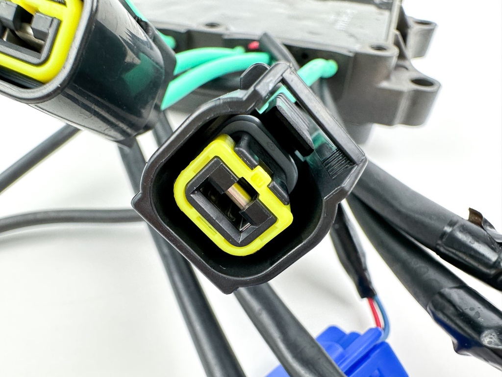 2015 Yamaha 250 HP 4 Stroke Outboard Rectifier & Regulator 6CE-81960-00-00 OEM