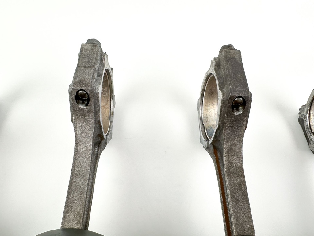 2015 Yamaha 250 HP 4 Stroke Outboard Piston & Connecting Rod Set 6CB-W1165-00-00 OEM