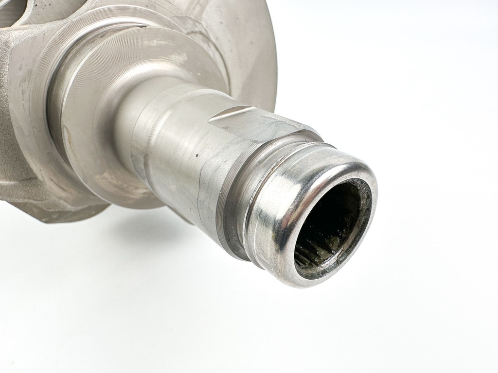 2015 Yamaha 250 HP 4 Stroke Outboard Crankshaft 6CB-11410-00-00 OEM