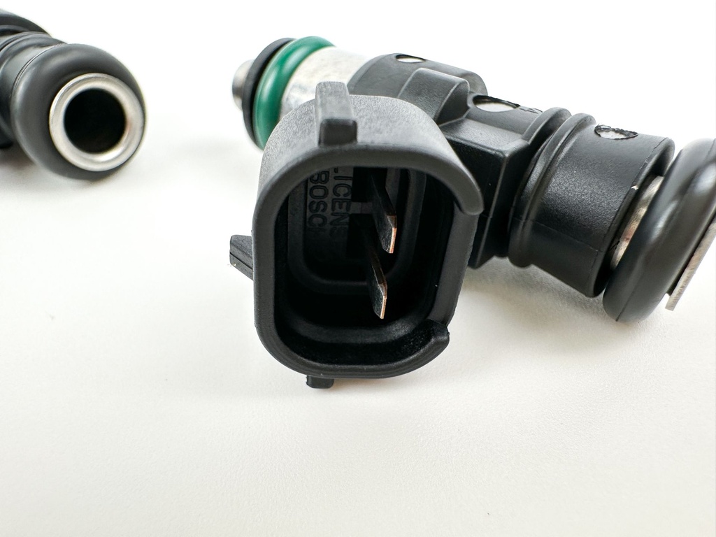 2015 Yamaha 250 HP 4 Stroke Outboard Fuel Injector Set 6AW-13761-00-00 Cleaned