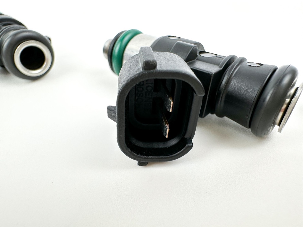 2015 Yamaha 250 HP 4 Stroke Outboard Fuel Injector Set 6AW-13761-00-00 Cleaned