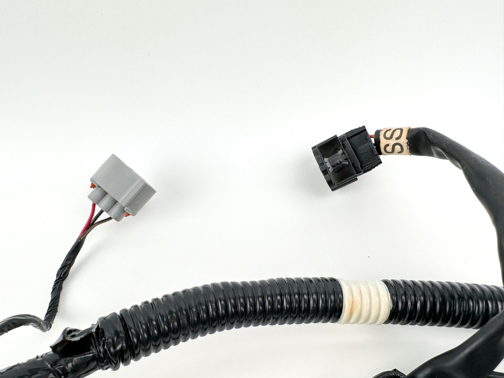 2015 Yamaha 250 HP 4 Stroke Outboard Engine Wire Harness 6CE-82590-12-00 OEM