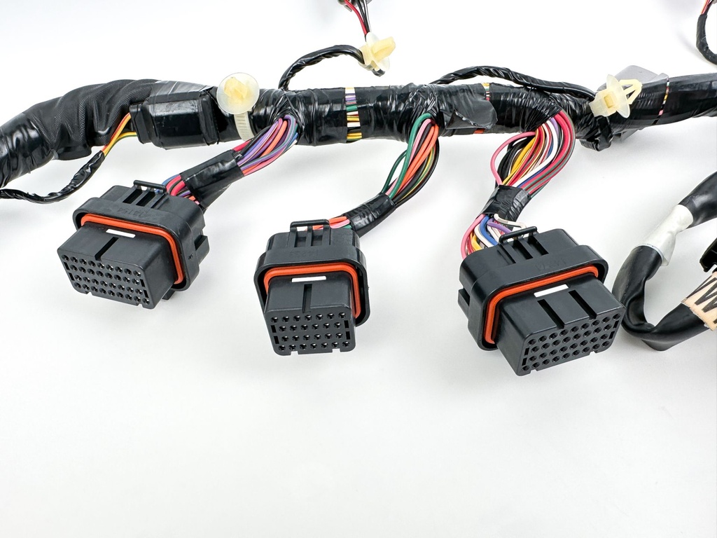 2015 Yamaha 250 HP 4 Stroke Outboard Engine Wire Harness 6CE-82590-12-00 OEM