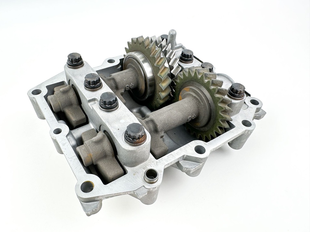 2019 Yamaha 150 HP 4 Stroke Outboard Balancer Assembly 63P-11500-04-00 OEM