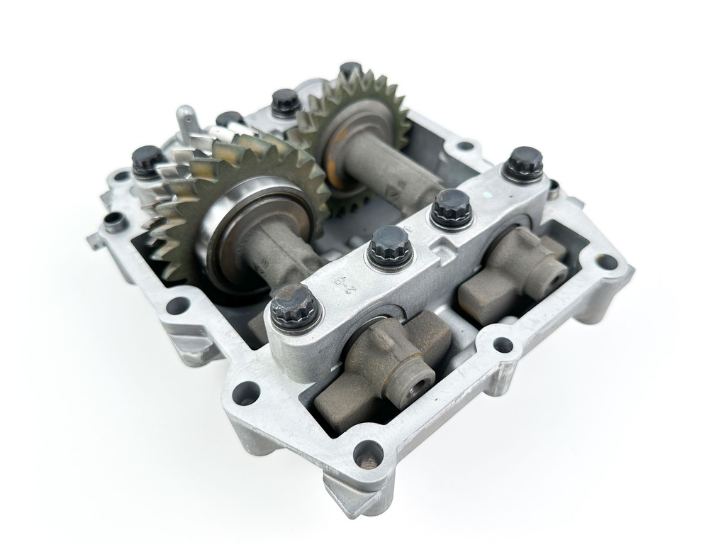 2019 Yamaha 150 HP 4 Stroke Outboard Balancer Assembly 63P-11500-04-00 OEM