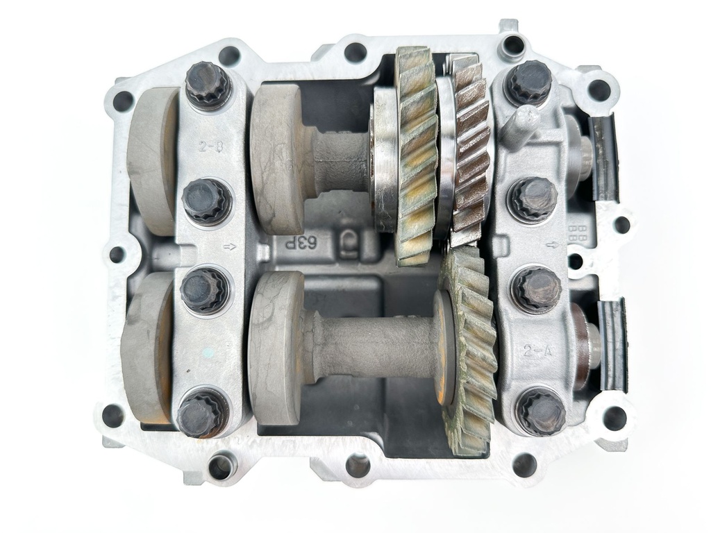 2019 Yamaha 150 HP 4 Stroke Outboard Balancer Assembly 63P-11500-04-00 OEM