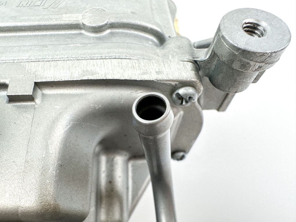 2019 Yamaha 150 HP 4 Stroke Outboard VST Float Chamber Assembly 63P-14180-20-00 Cleaned