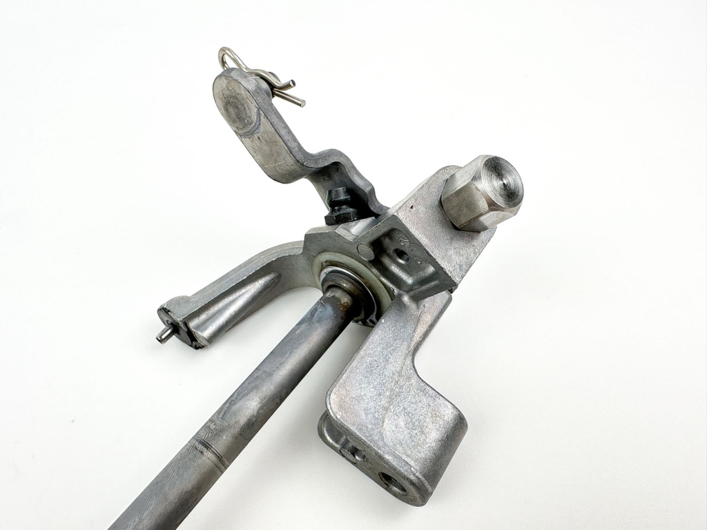 2019 Yamaha 150 HP 4 Stroke Outboard Shift Shaft 6DA-44120-11-00 OEM