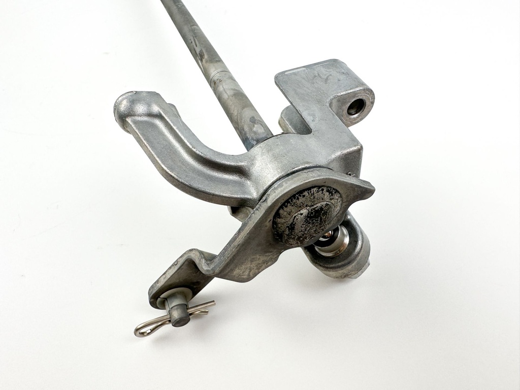 2019 Yamaha 150 HP 4 Stroke Outboard Shift Shaft 6DA-44120-11-00 OEM