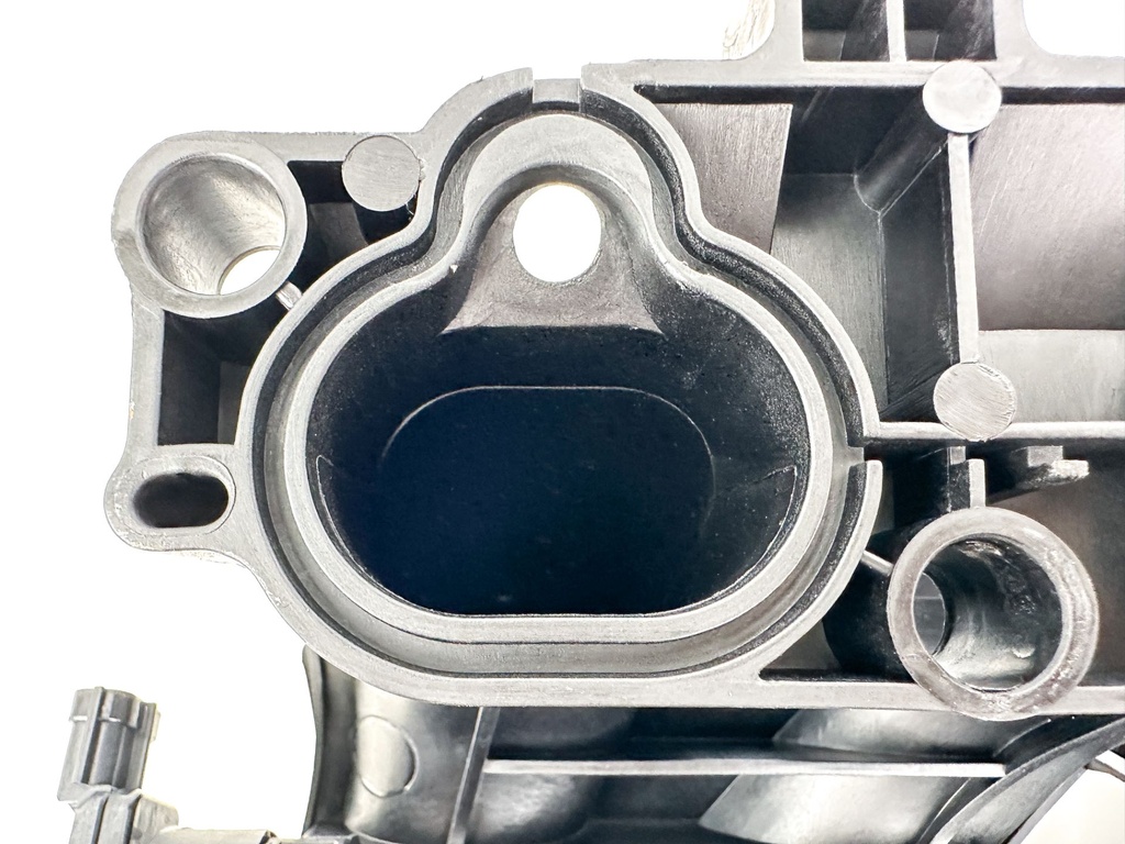 2019 Yamaha 150 HP 4 Stroke Outboard Intake Manifold & Throttle Body 63P-13751-20-00 OEM