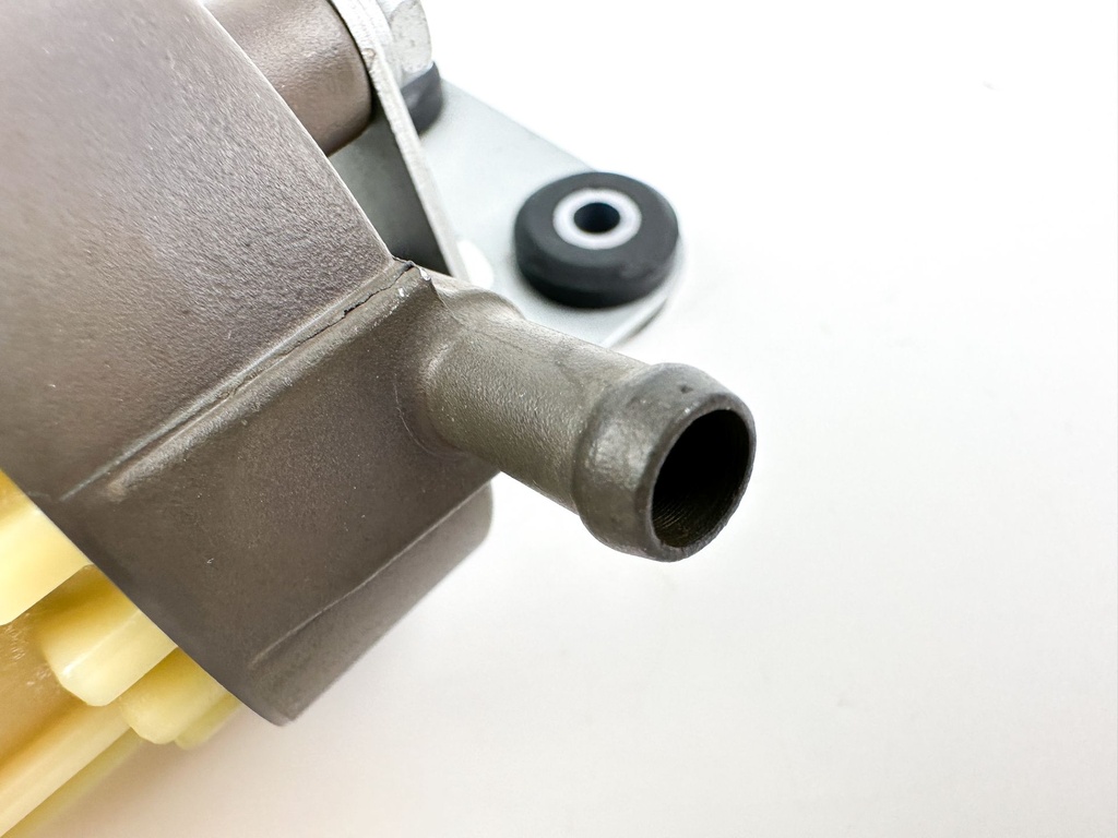 2019 Yamaha 150 HP 4 Stroke Outboard Fuel Filter Assembly 6P3-24560-03-00 OEM