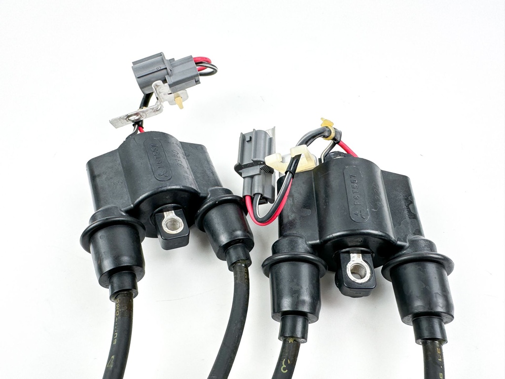 2019 Yamaha 150 HP 4 Stroke Outboard Ignition Coil Set 63P-82310-01-00 OEM