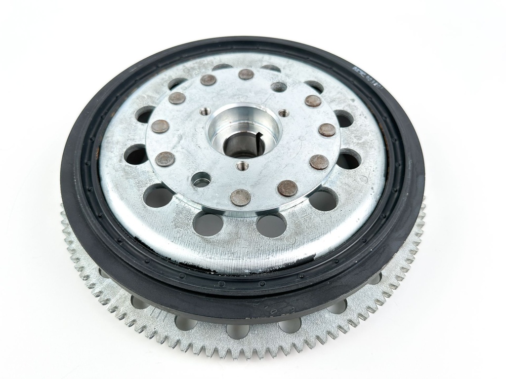 2019 Yamaha 150 HP 4 Stroke Outboard Flywheel Rotor 63P-81450-00-00 OEM