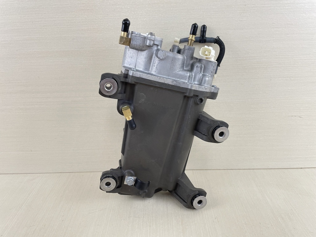 2015 Yamaha 200HP F200 4 Stroke Outboard Float Chamber Assembly Fuel 6DA-14180-00-00  