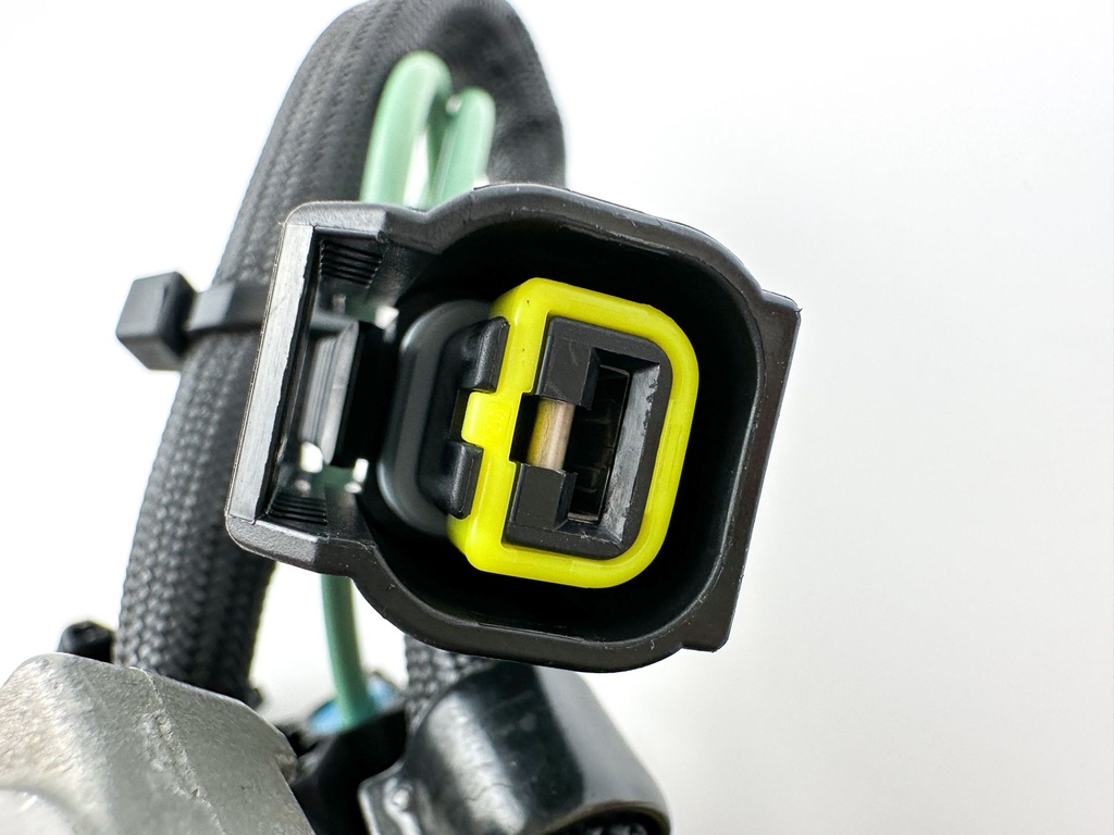 2005 Yamaha 250 HP 4 Stroke Outboard Coil Pulser Base Stator Assembly 6P2-81460-00-00 OEM