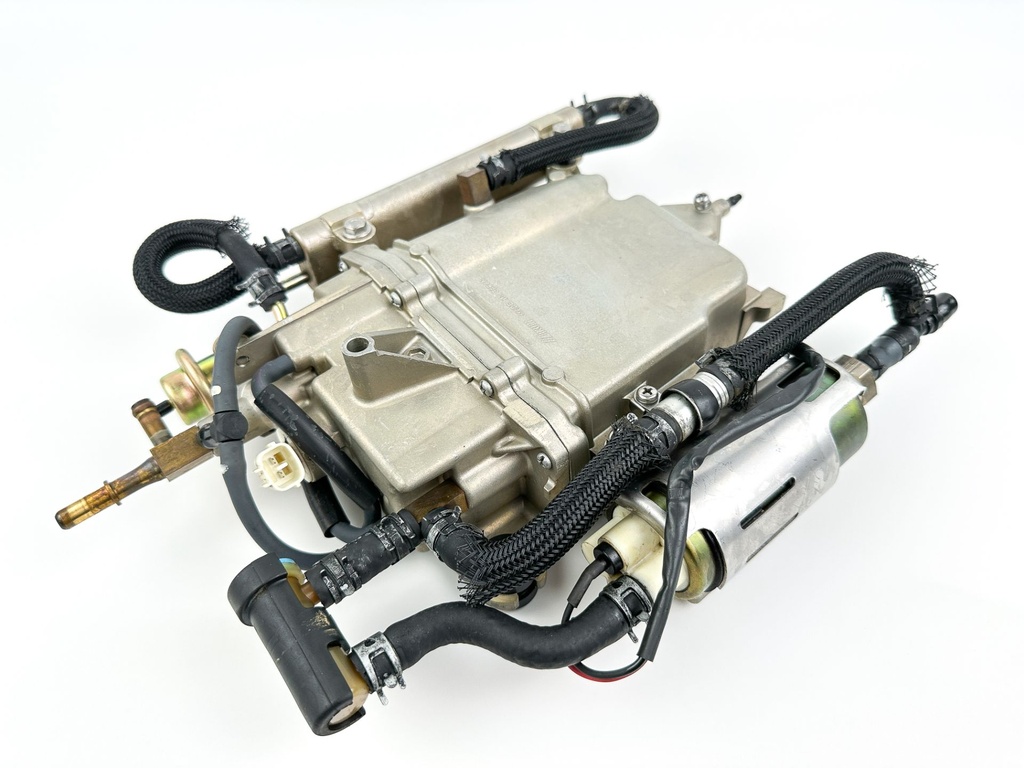 2005 Yamaha 250 HP 4 Stroke Outboard VST Float Chamber Assembly 6P2-14180-00-00 Cleaned