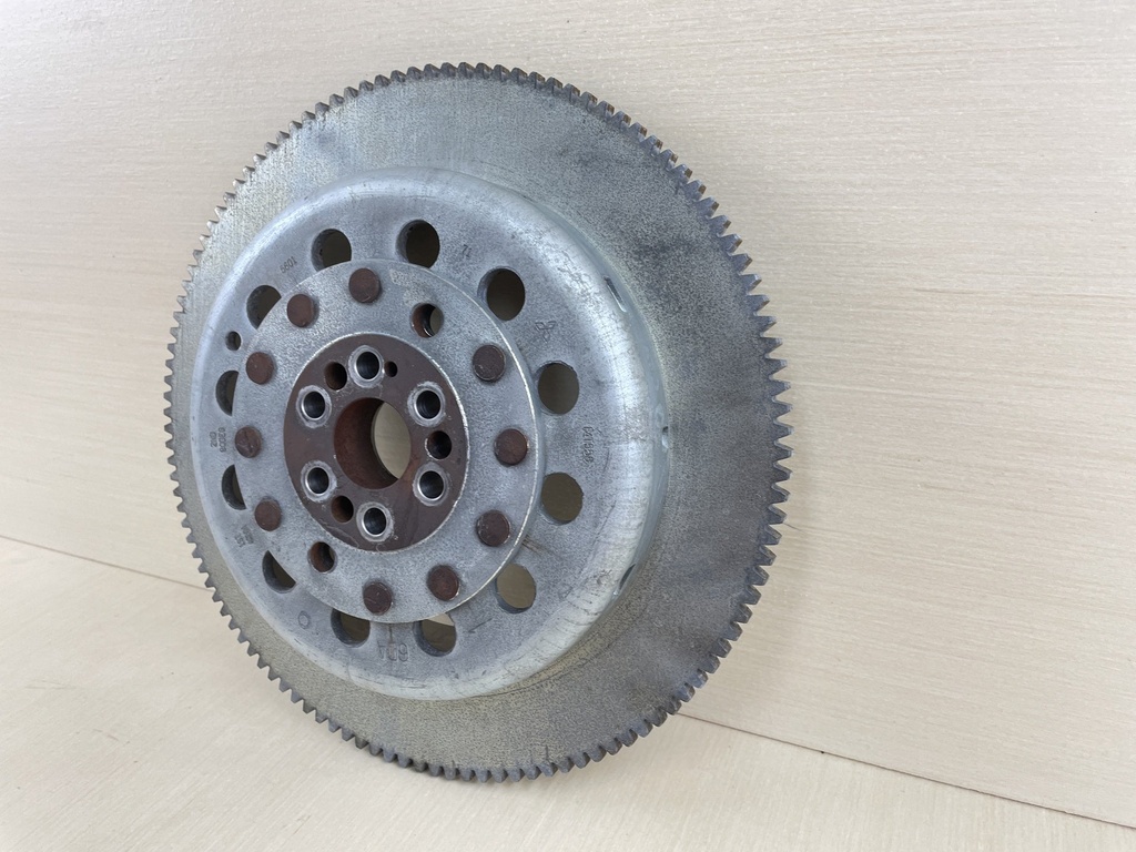 2015 Yamaha 200HP F200 4 Stroke Outboard Rotor Flywheel Assembly 6DA-W8145-00-00  