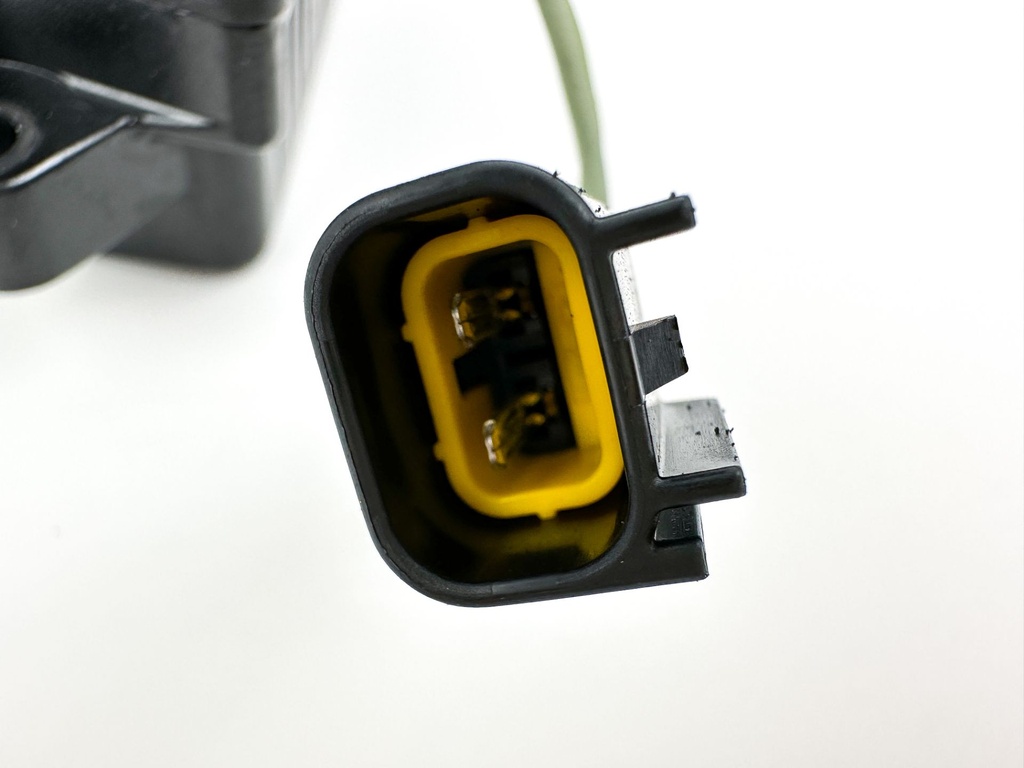 2005 Yamaha 250 HP 4 Stroke Outboard Trim Tilt Relay 63P-81950-00-00 OEM