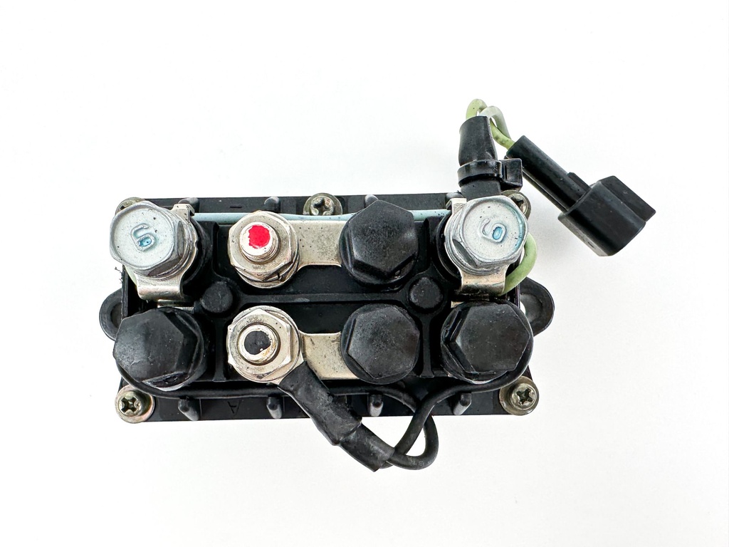 2005 Yamaha 250 HP 4 Stroke Outboard Trim Tilt Relay 63P-81950-00-00 OEM