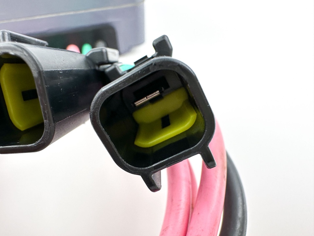 2005 Yamaha 250 HP 4 Stroke Outboard Rectifier & Regulator 6P2-81960-00-00 OEM