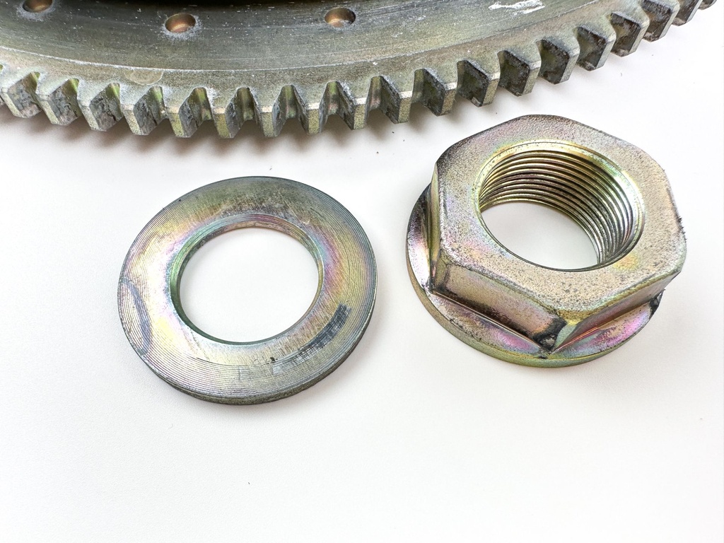 2005 Yamaha 250 HP 4 Stroke Outboard Flywheel Rotor 6P2-81450-00-00 OEM