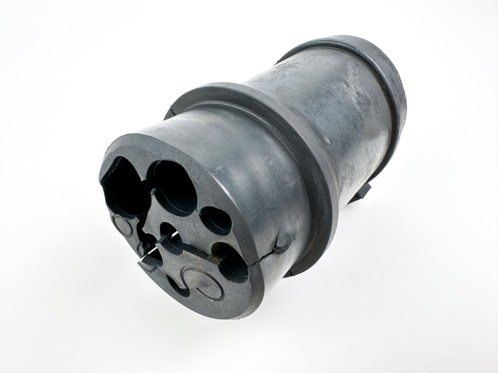 2005 Yamaha 250 HP 4 Stroke Outboard Cable Cover Plate 6P2-42738-00-5B OEM