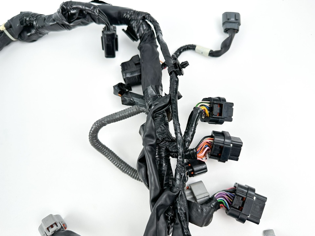 2005 Yamaha 250 HP 4 Stroke Outboard Engine Wire Harness 6P2-82590-00-00 OEM