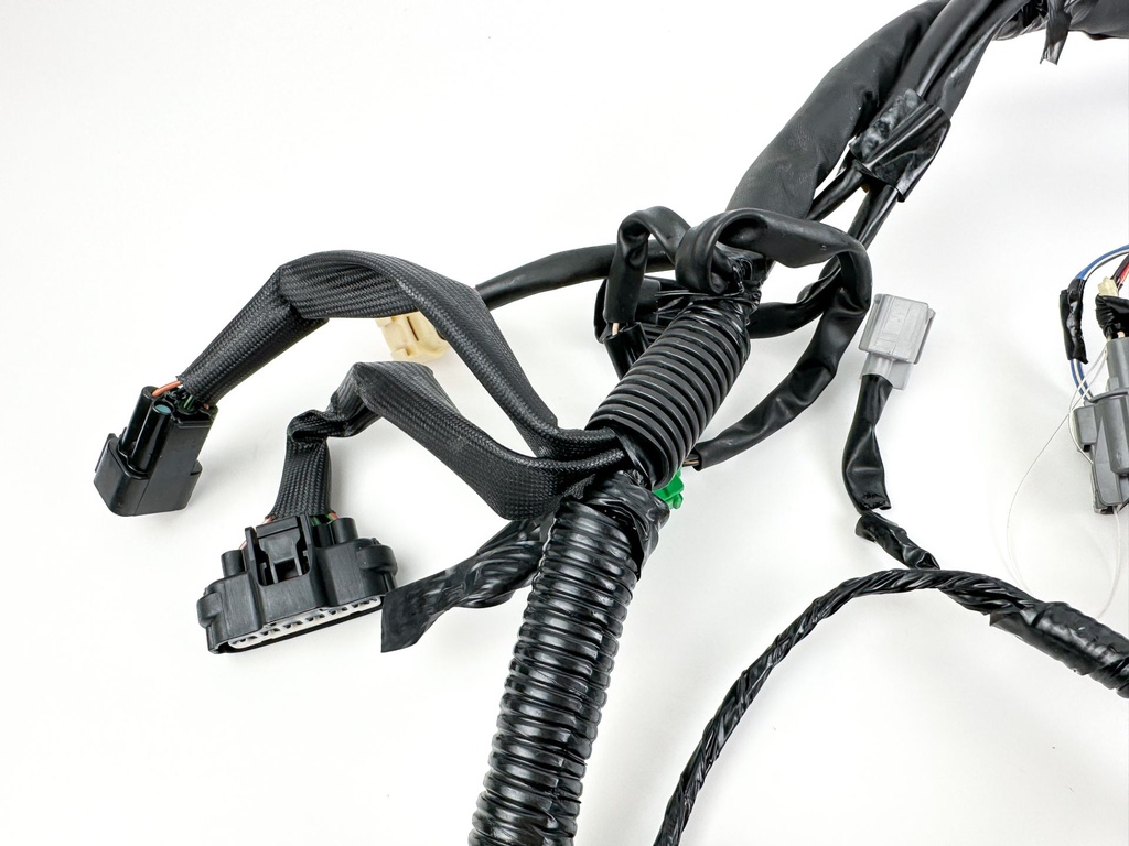 2005 Yamaha 250 HP 4 Stroke Outboard Engine Wire Harness 6P2-82590-00-00 OEM