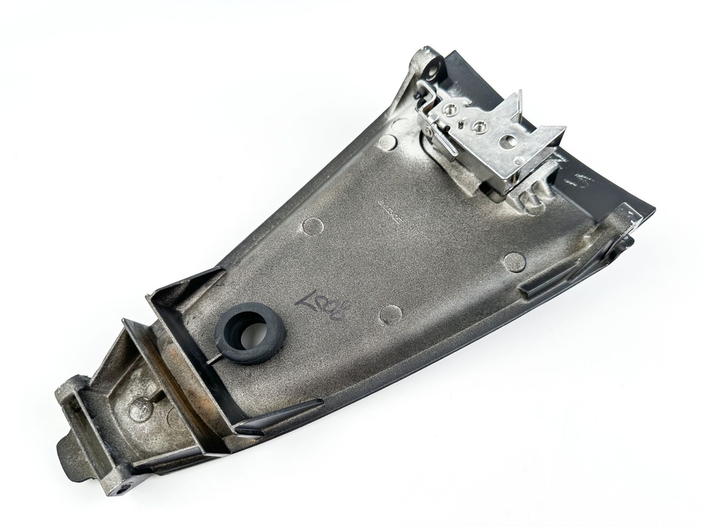 2021 Mercury 150 150HP 4 Stroke Outboard Rear Cowling Latch Panel 8M0034063 OEM