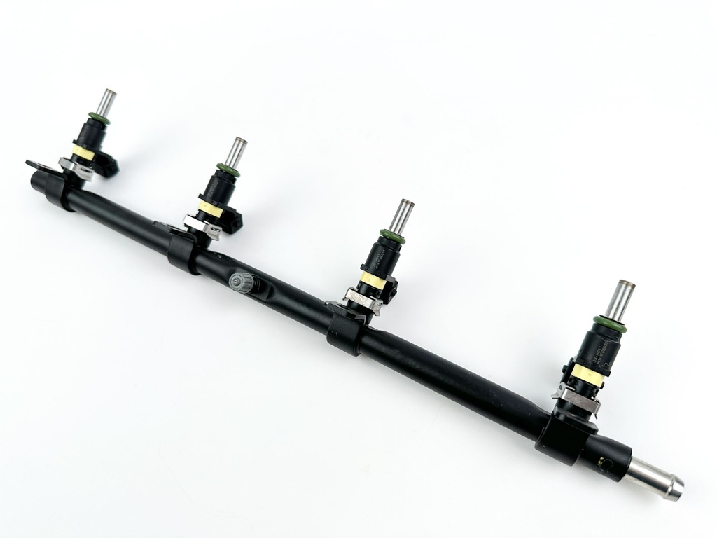 2021 Mercury 150 150HP 4 Stroke Outboard Fuel Injector Set W/ Rail - Cleaned