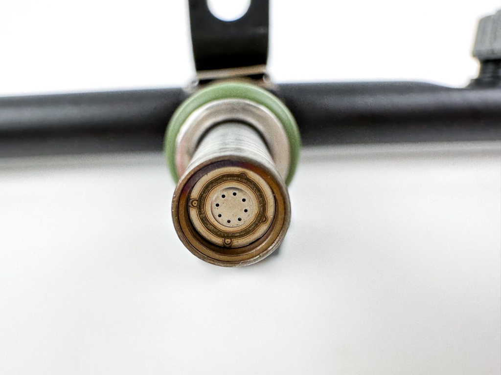 2021 Mercury 150 150HP 4 Stroke Outboard Fuel Injector Set W/ Rail - Cleaned