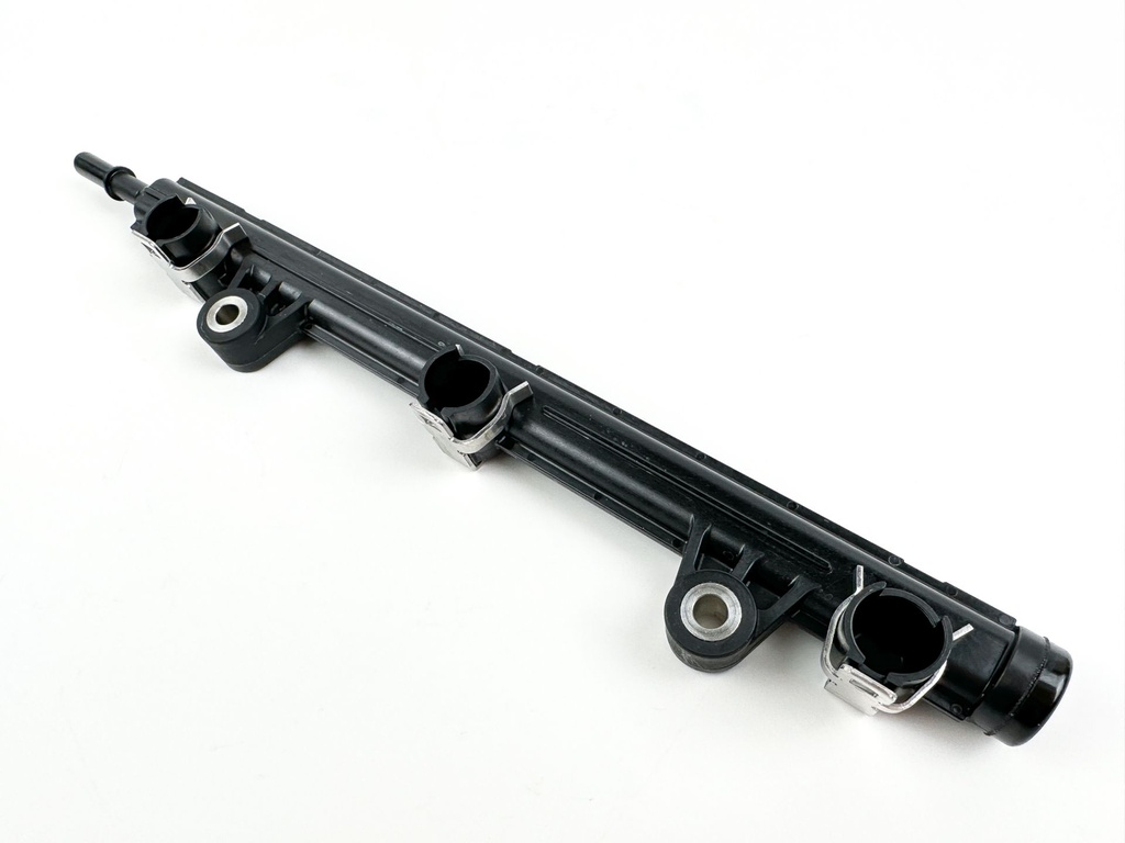 2015 Yamaha 250 HP 4 Stroke Outboard Delivery Pipe Port Fuel Rail OEM