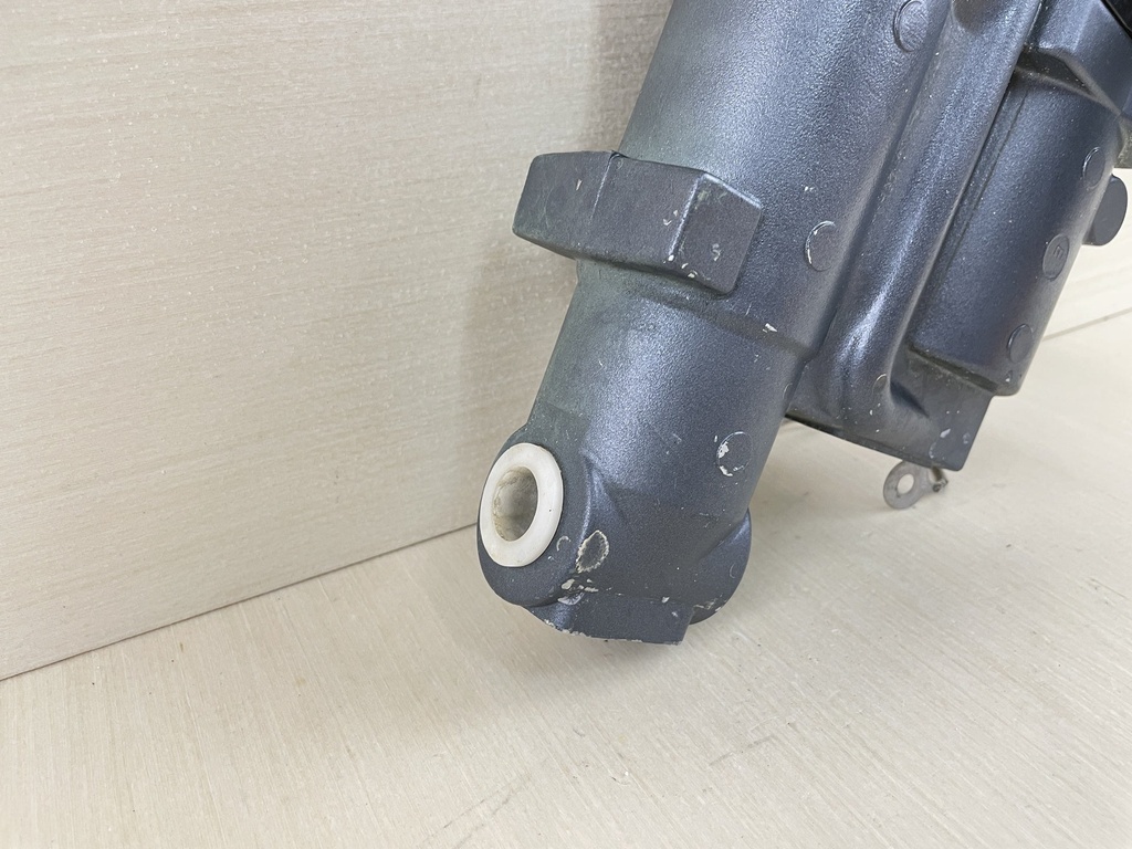 2008 Yamaha 90HP 4 Stroke Outboard Power Trim & Tilt Unit Assembly 6D8-43800-01-8D