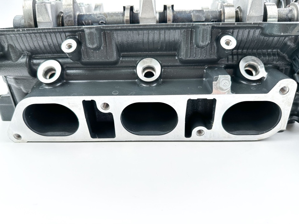 2015 Yamaha 250 HP 4 Stroke Outboard Starboard Cylinder Head 6CE-W009A-01-9S OEM