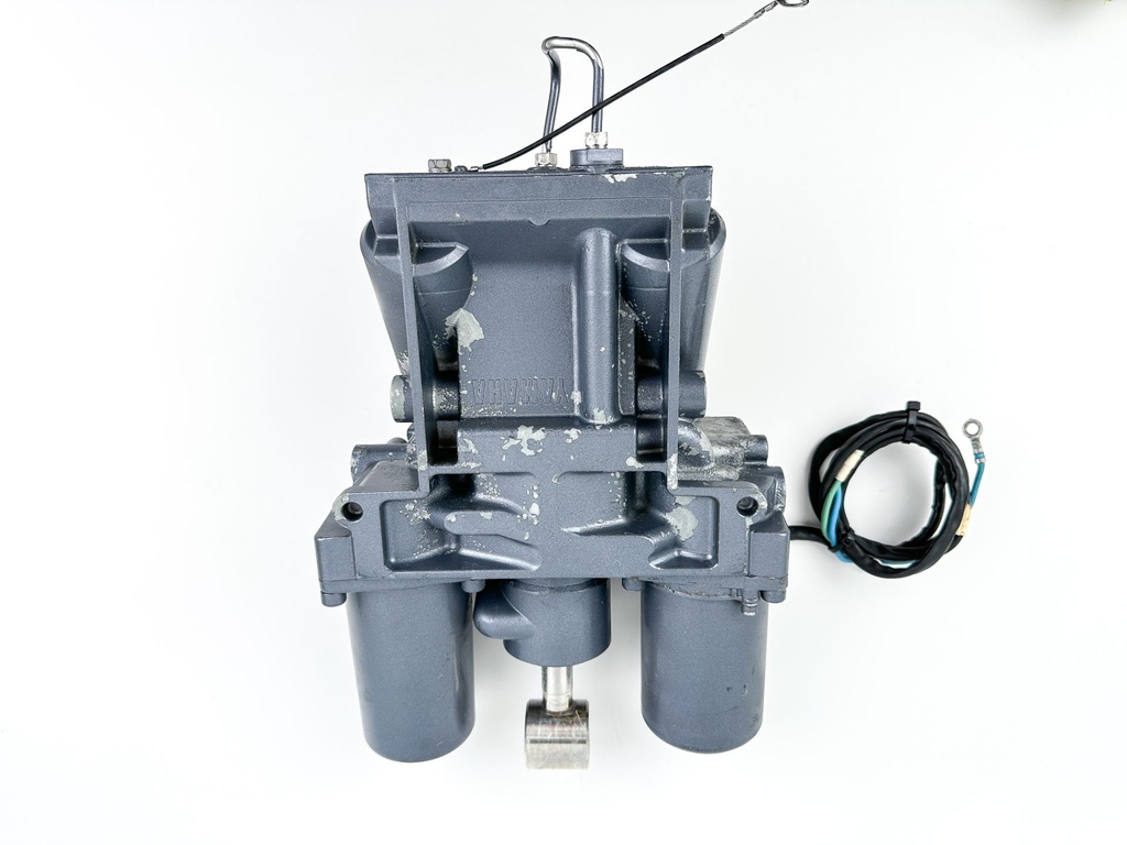 02-18 Yamaha 200 225 250 300 HP 4 Stroke Outboard Power Trim Tilt Unit - Used